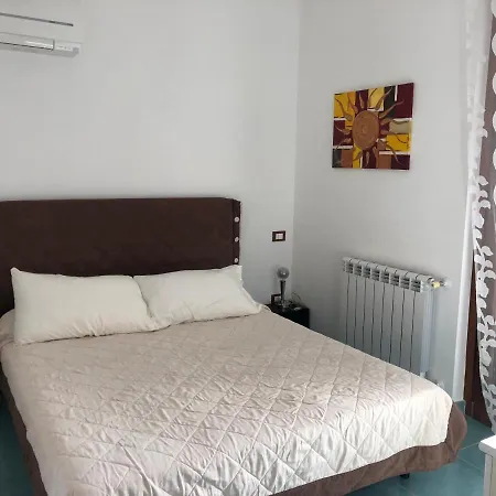 Regina Viarum Bed & Breakfast